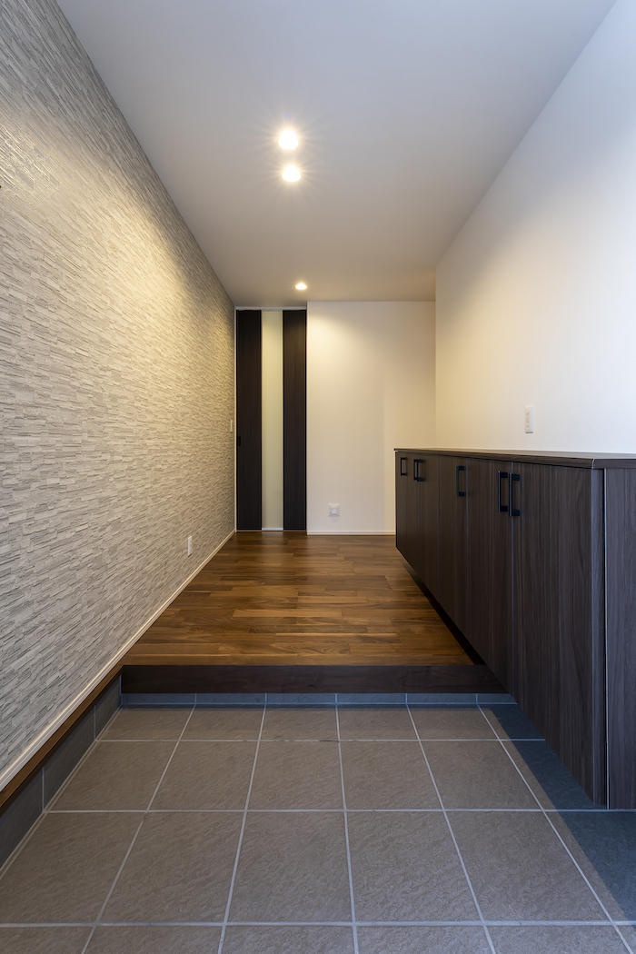 ダウンフロアリビングのある平屋の家