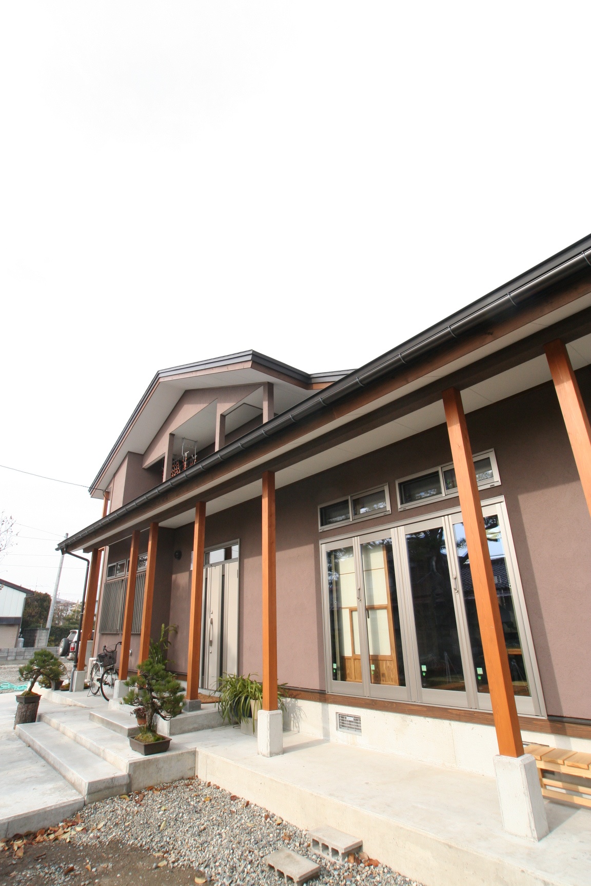 生活しやすいシンプルな自然素材の家　会津若松市