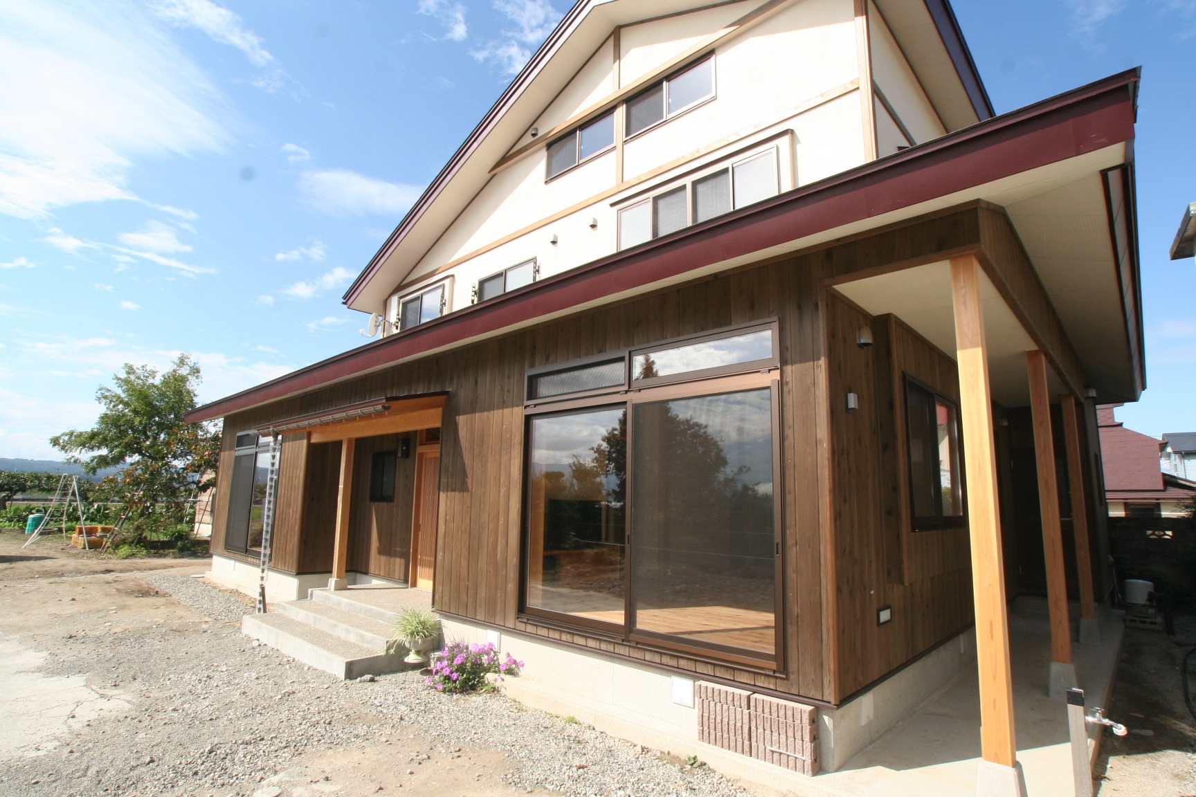 建具にこだわる、自然素材の家