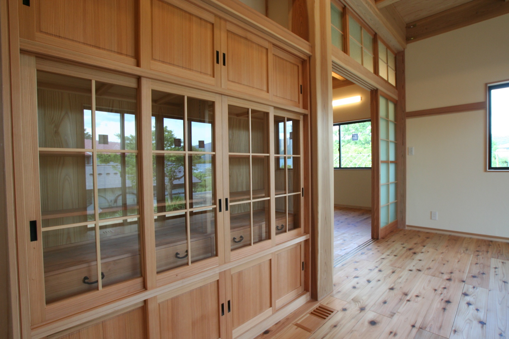 家族の要望を自然素材で形にした住まい