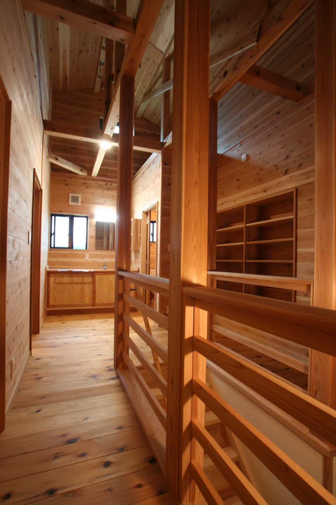 家族の要望を自然素材で形にした住まい