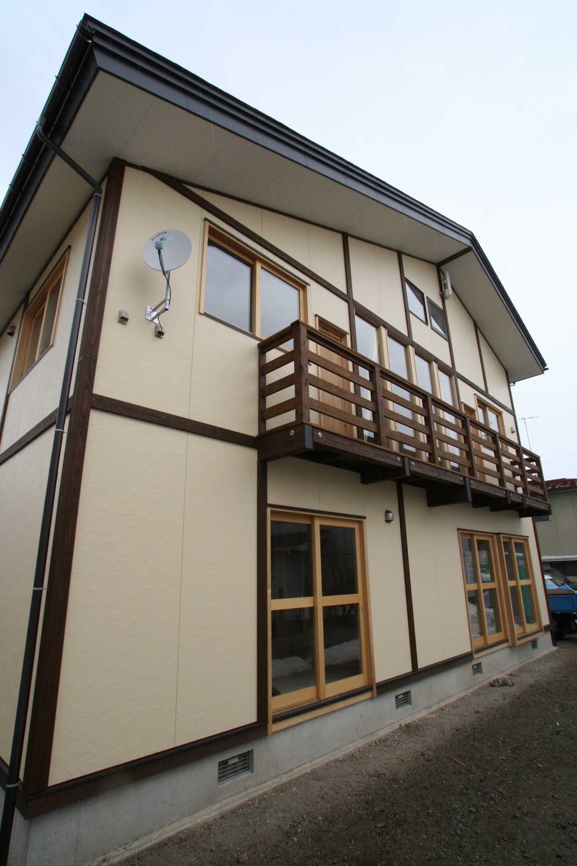 広々と快適自然素材の家