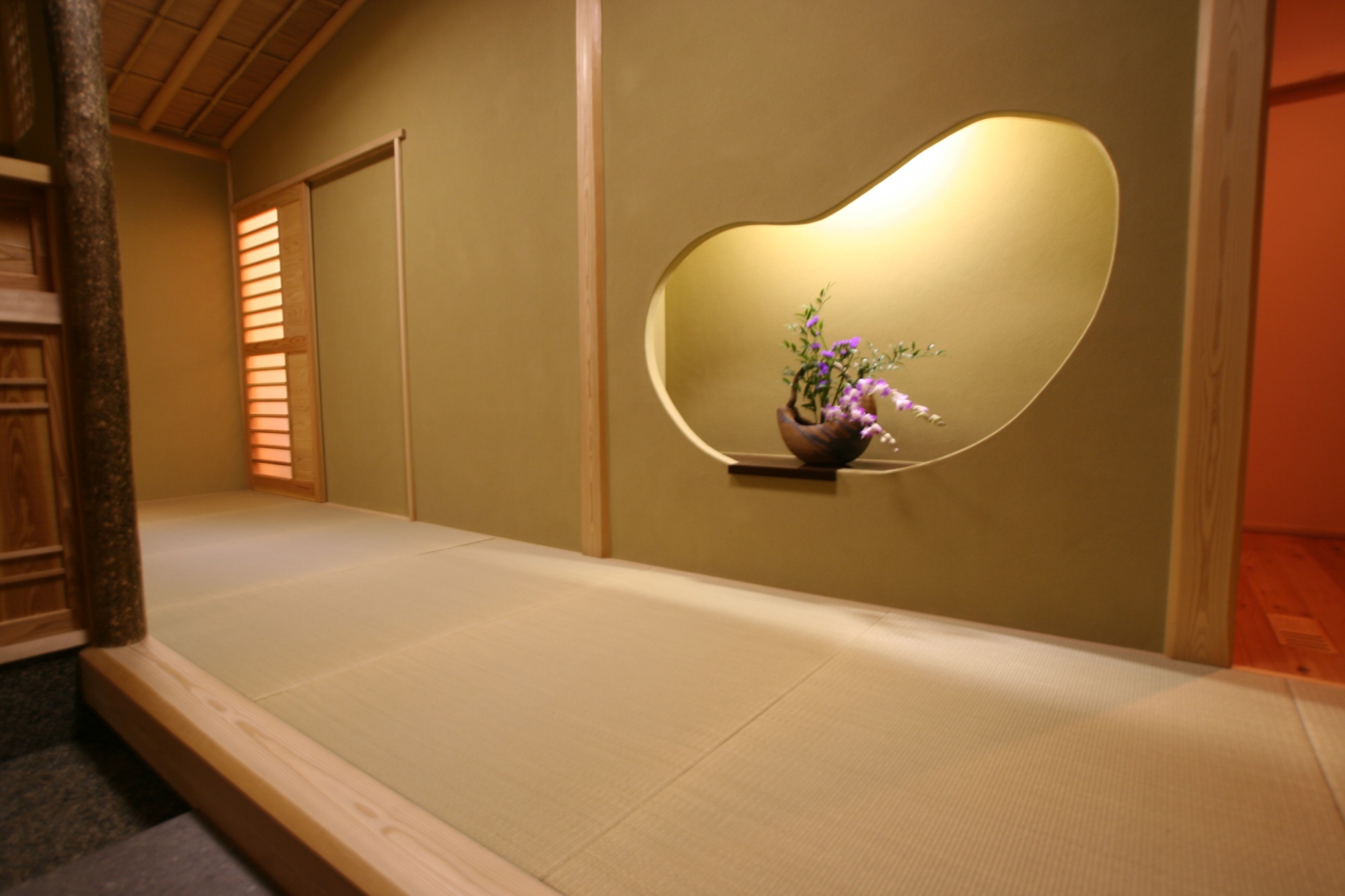 中二階のある平屋の自然素材の家