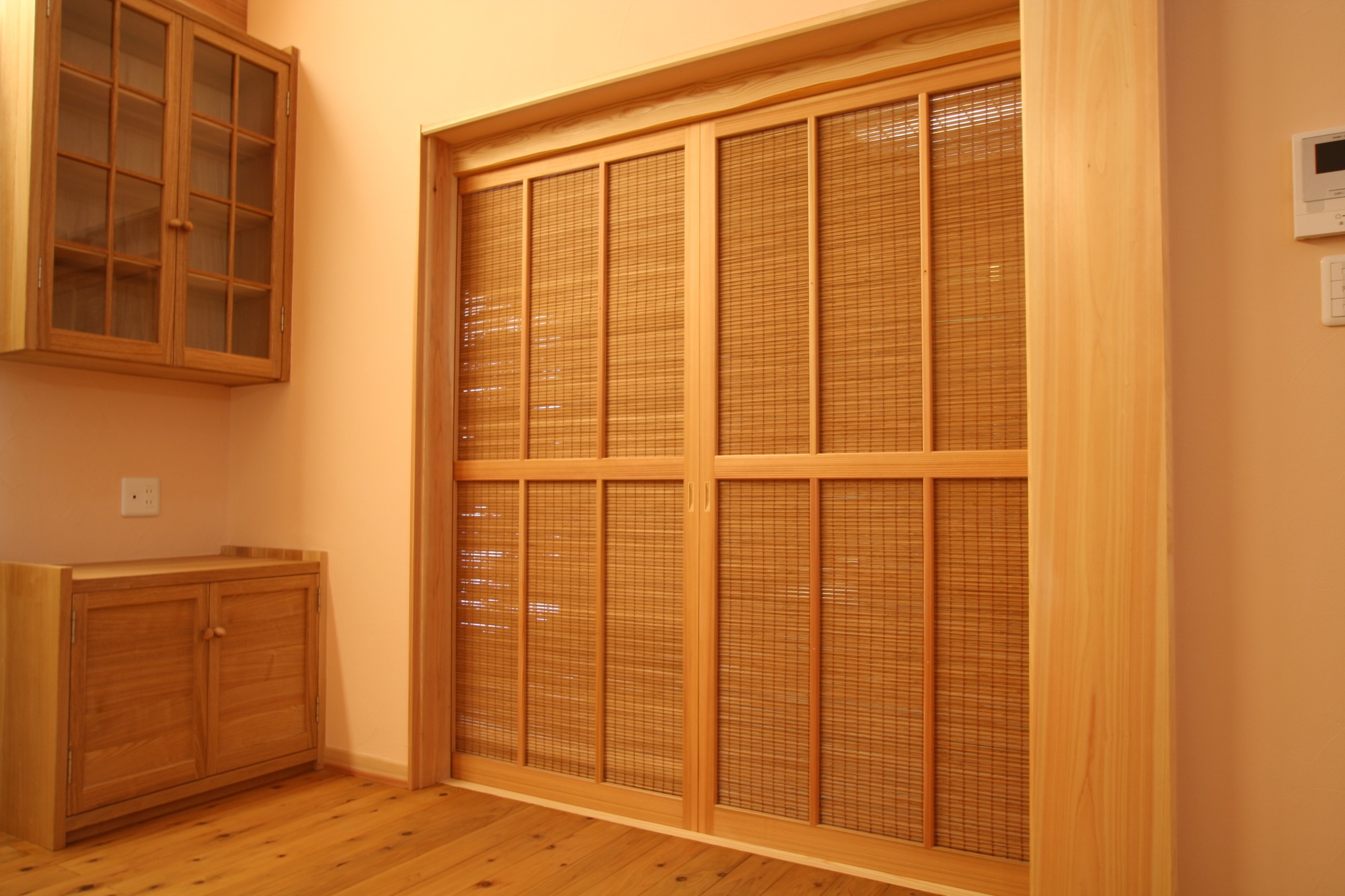 中二階のある平屋の自然素材の家