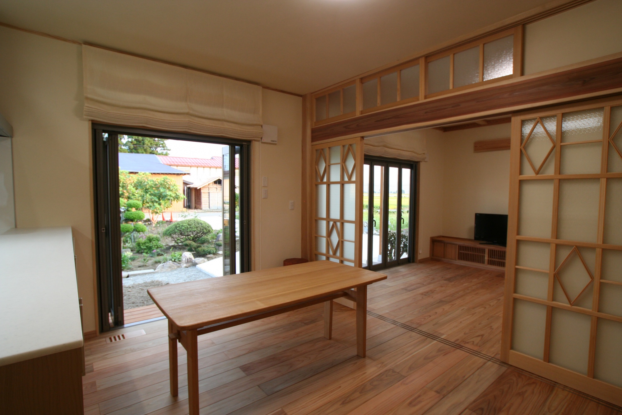 建具にもこだわりたい、平屋の自然素材の家