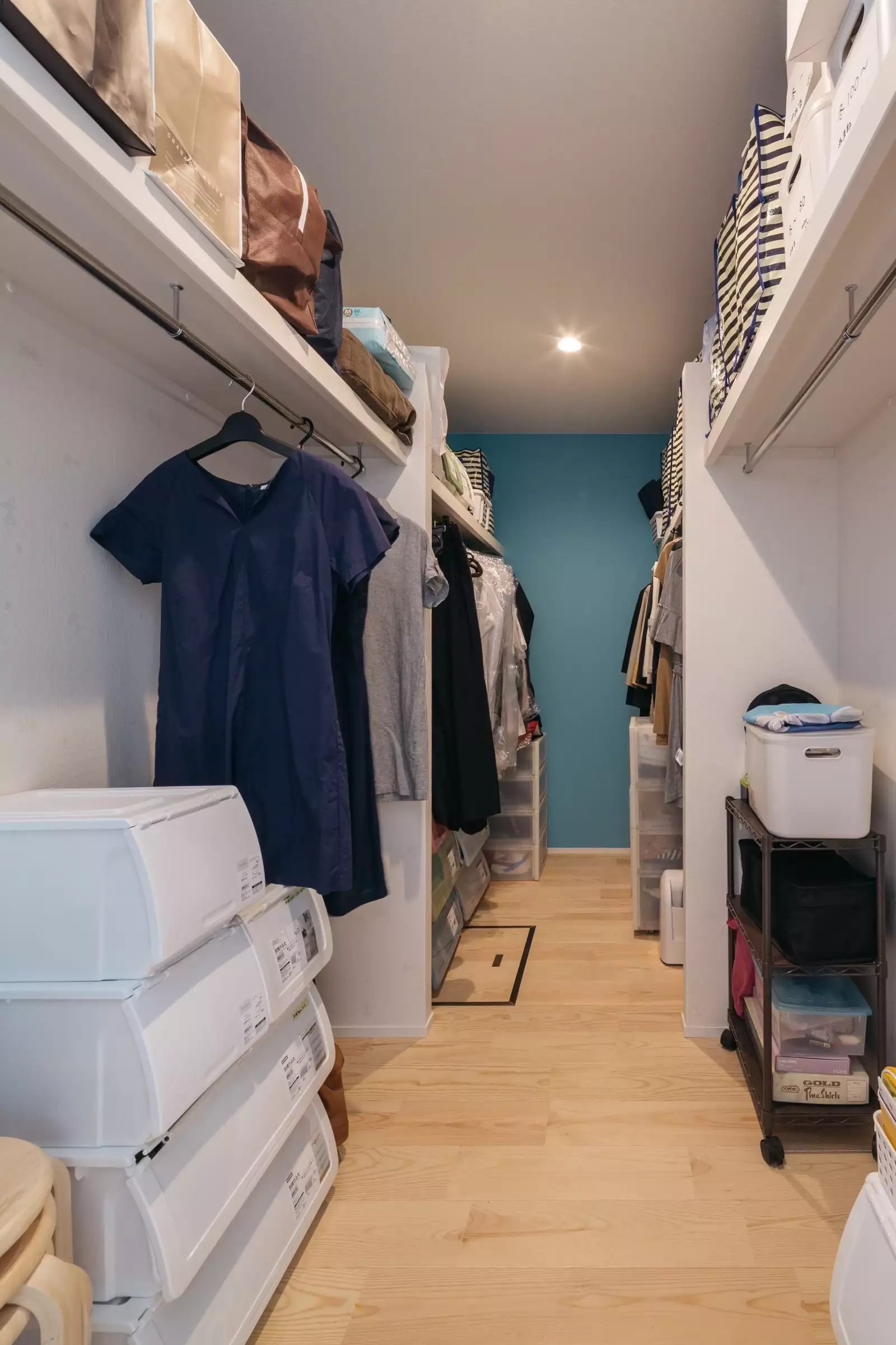 趣味を楽しむガレージのある家