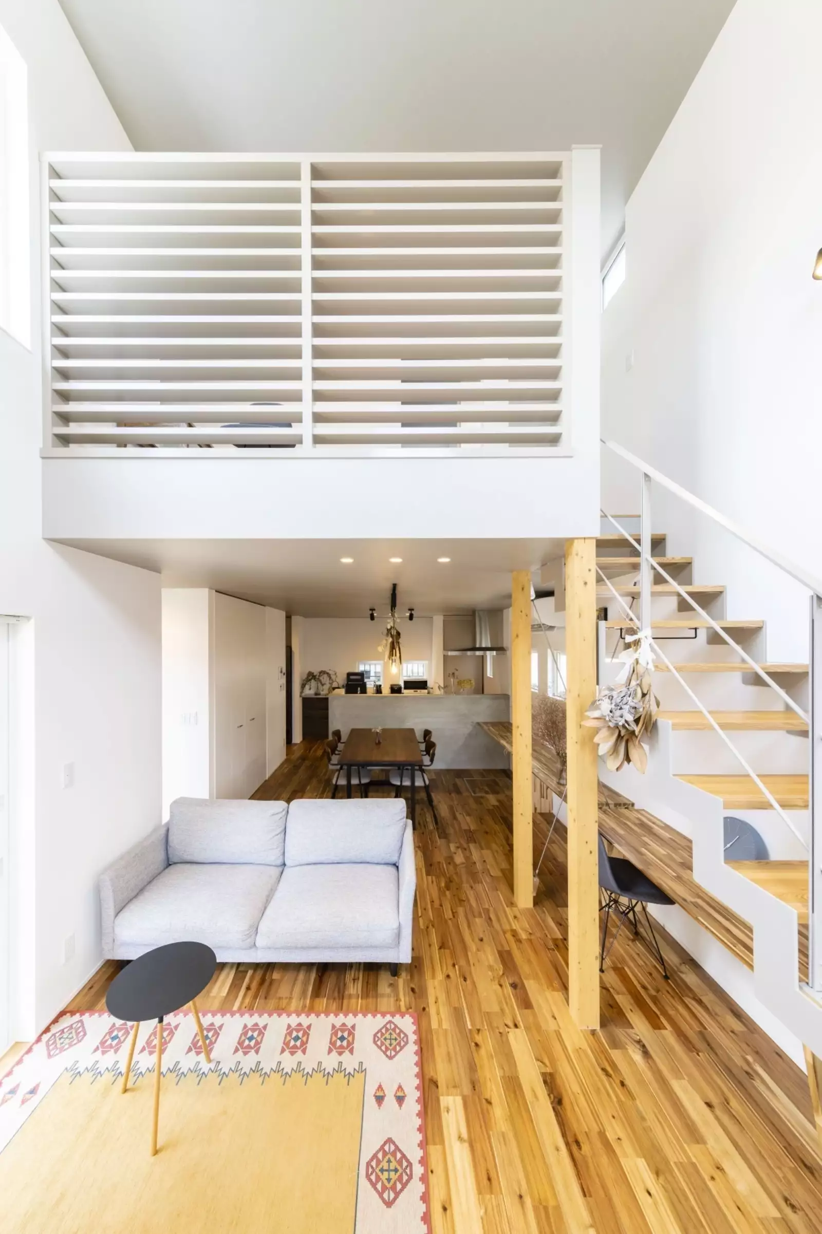 自然素材を活かした家族が落ち着ける空間