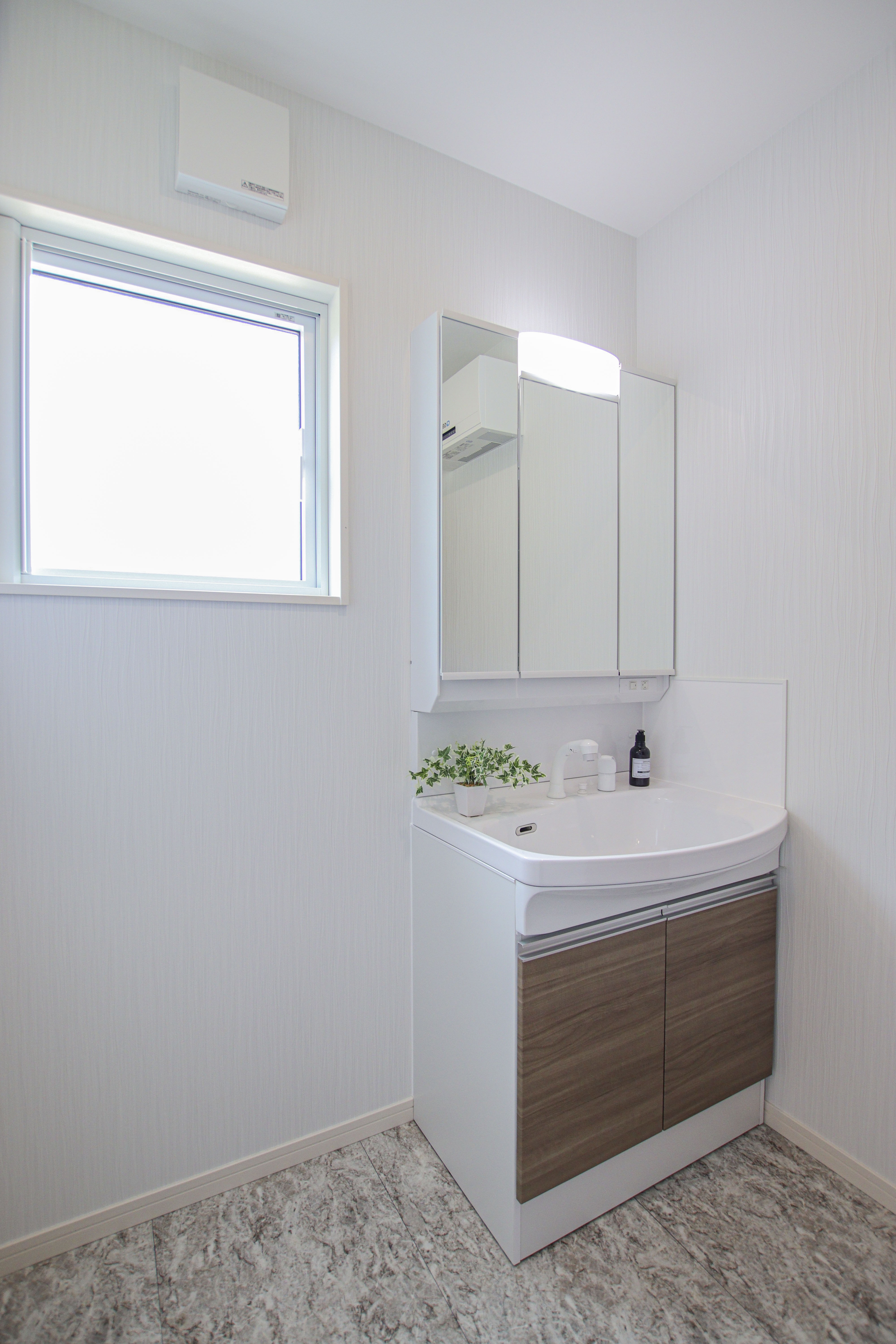 シンプルイズベストな家