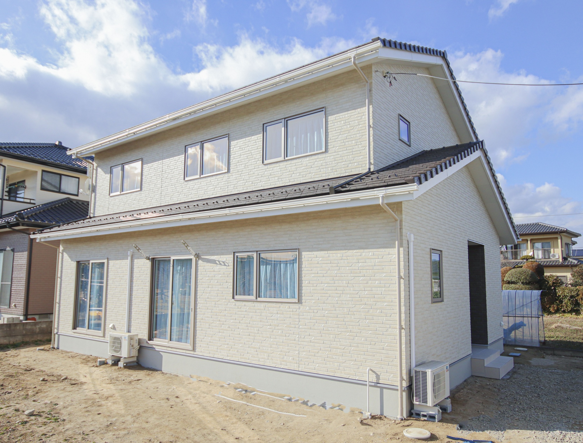 元気になる色鮮やかな家