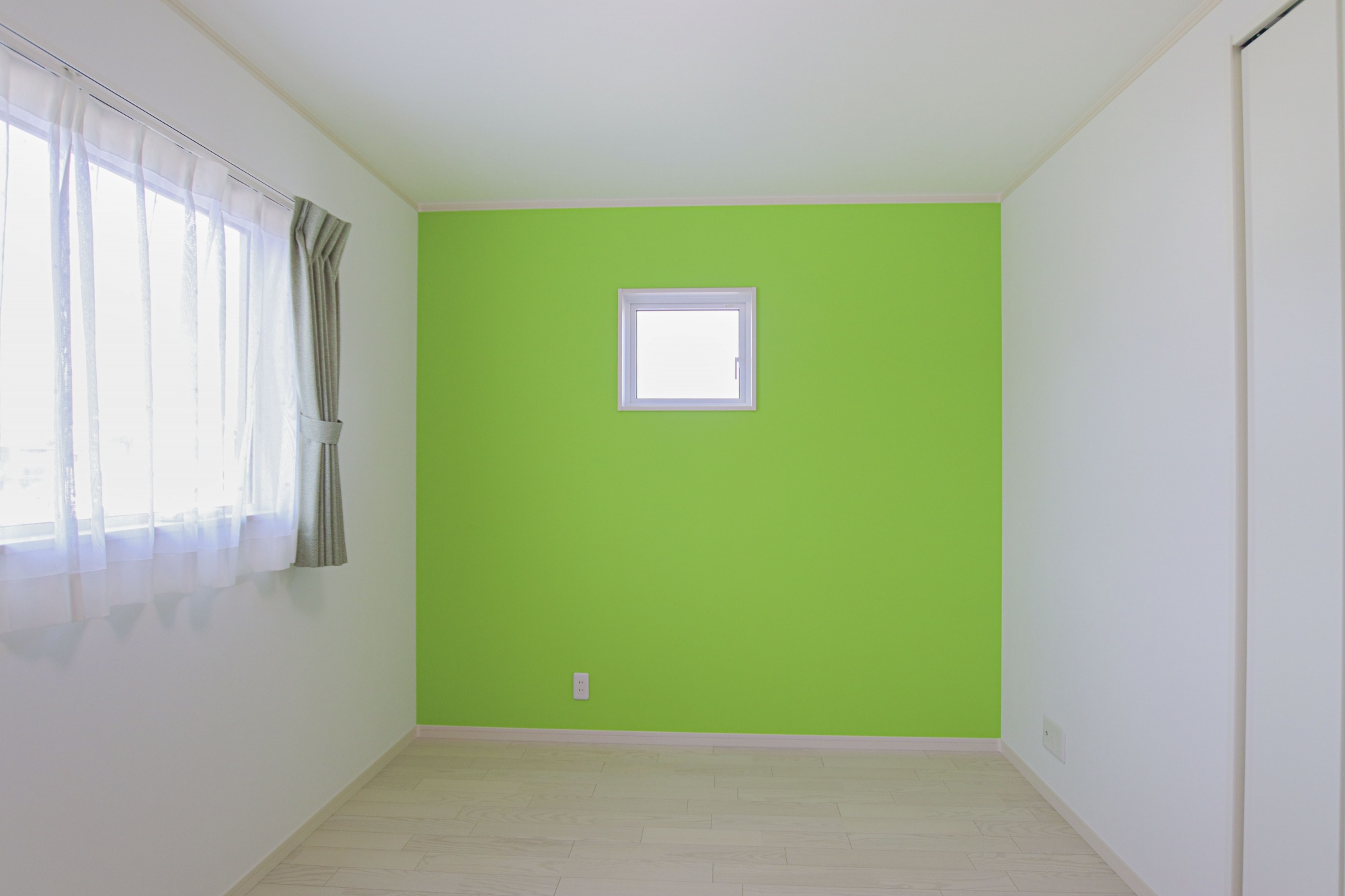 元気になる色鮮やかな家