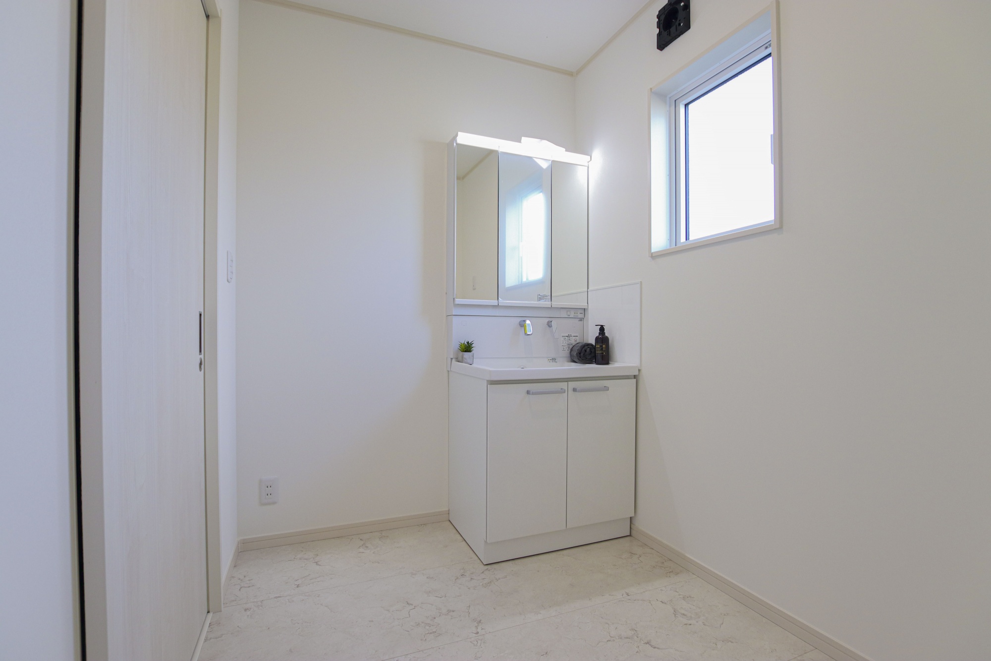 元気になる色鮮やかな家