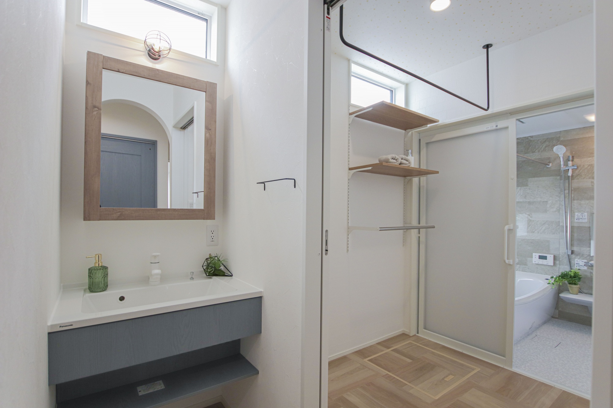 メリハリのある天井と心地よく整う家