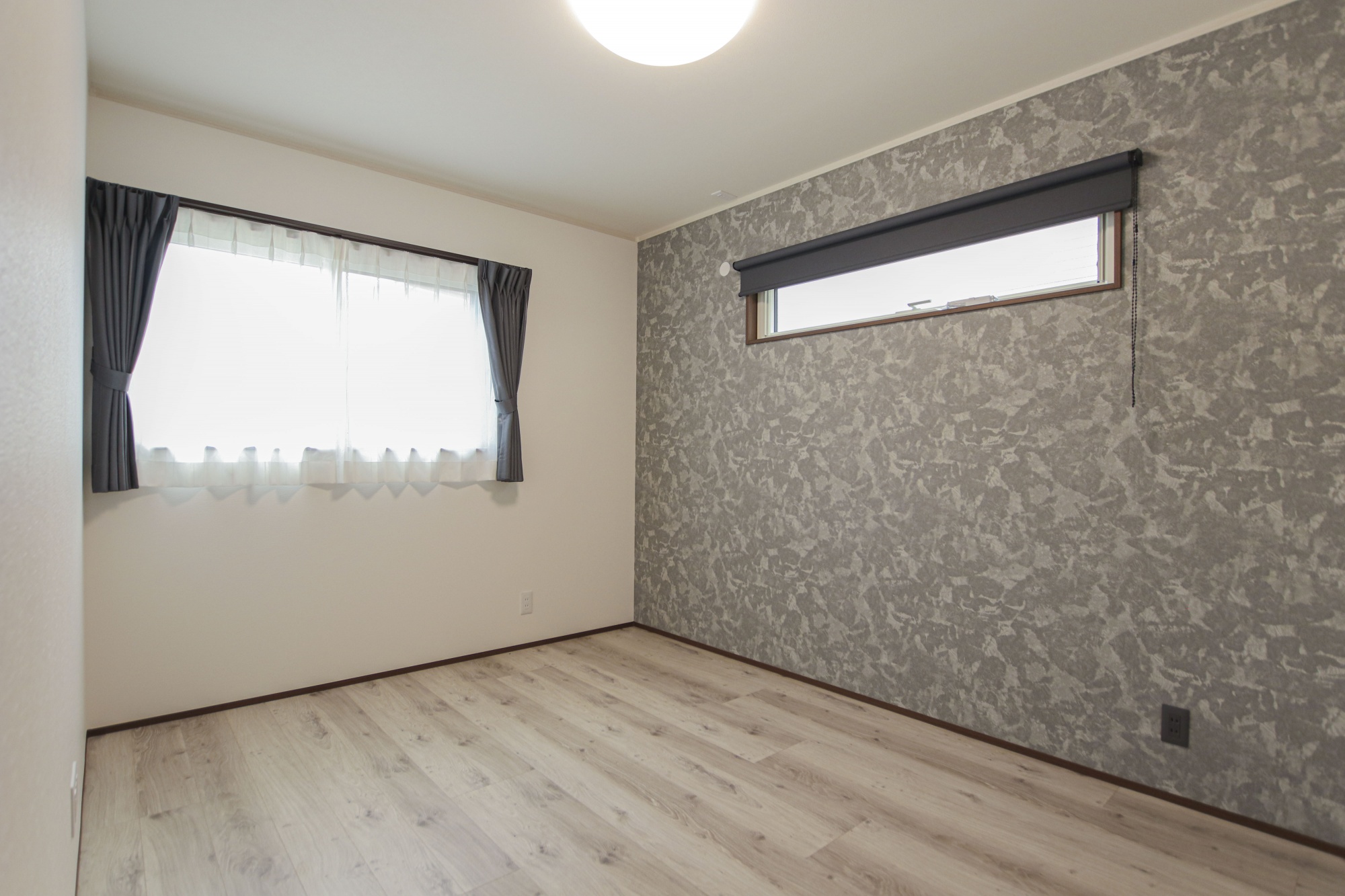 品格のあるモダンな家