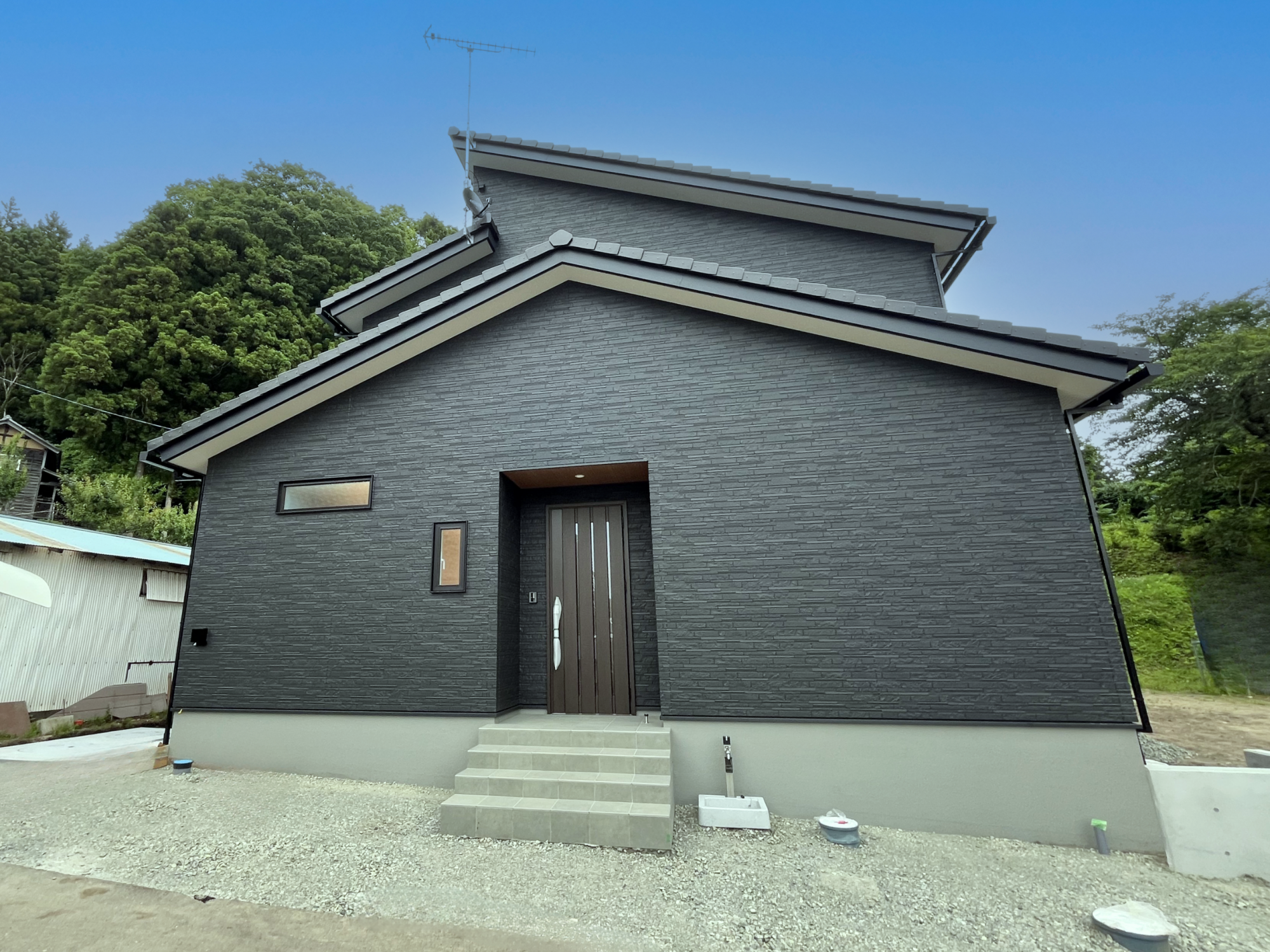 自然と調和する北欧テイストの家