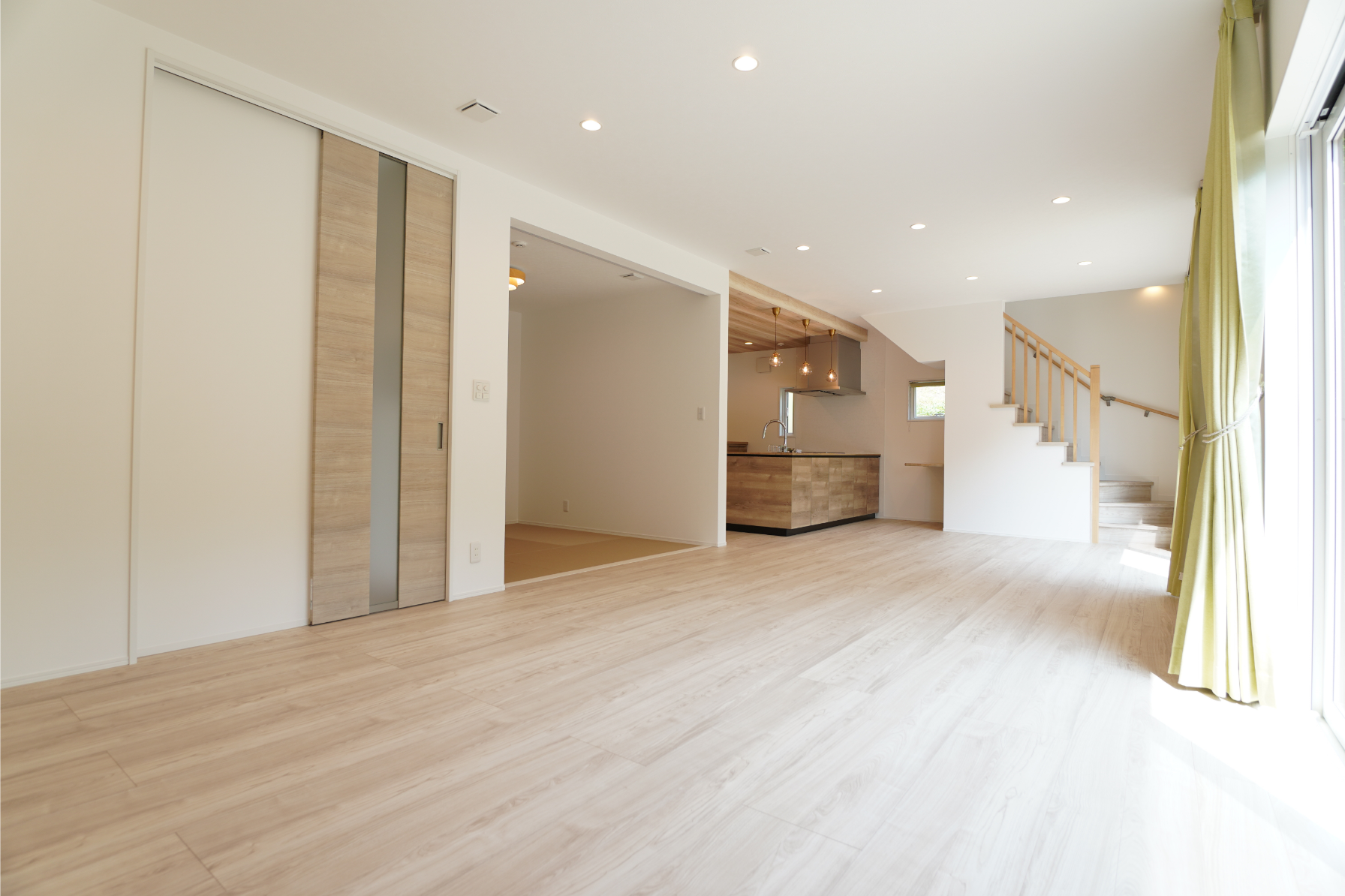 自然と調和する北欧テイストの家