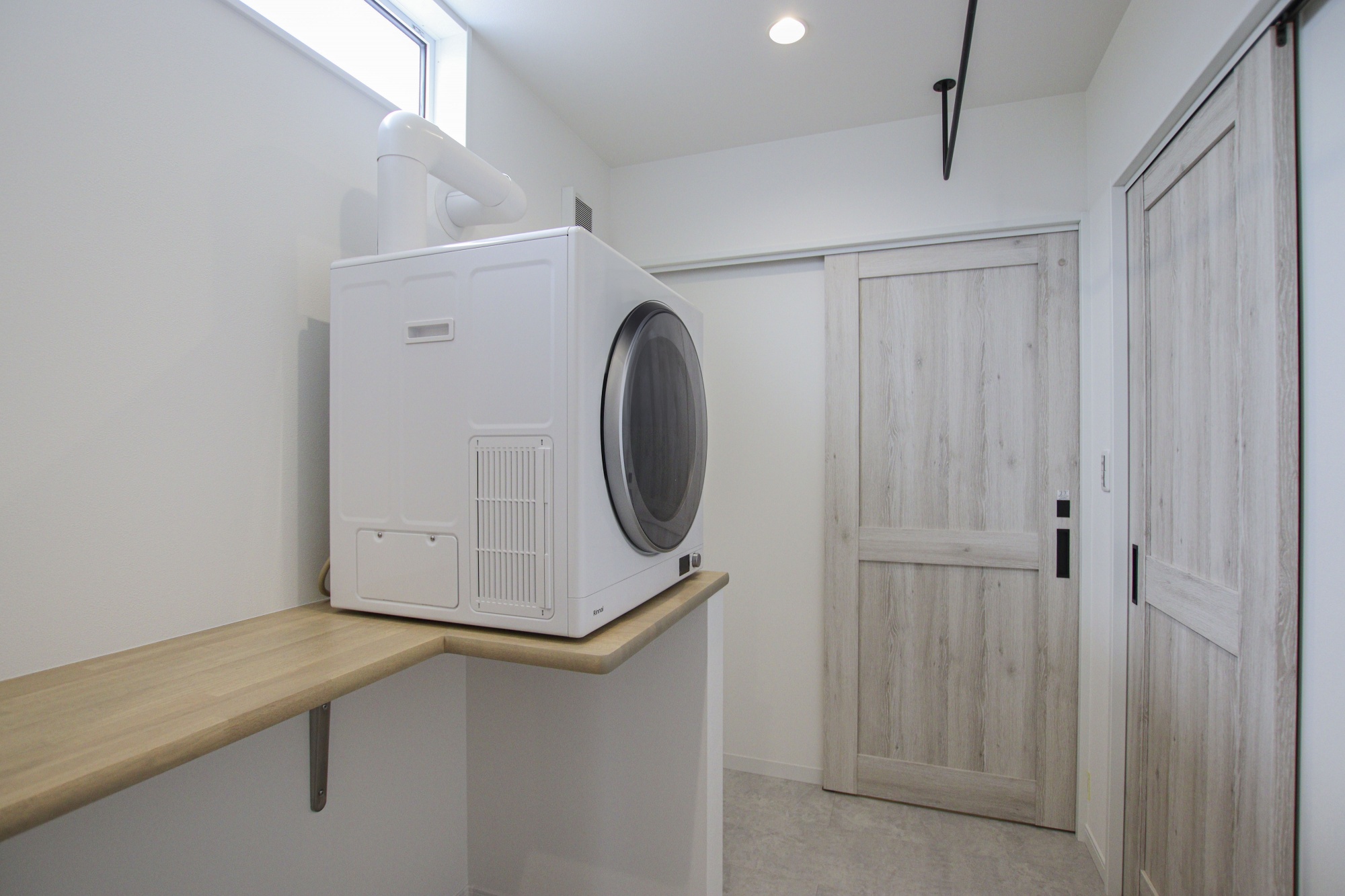 暮らしのアイデアが詰まったアメリカンテイストの平屋