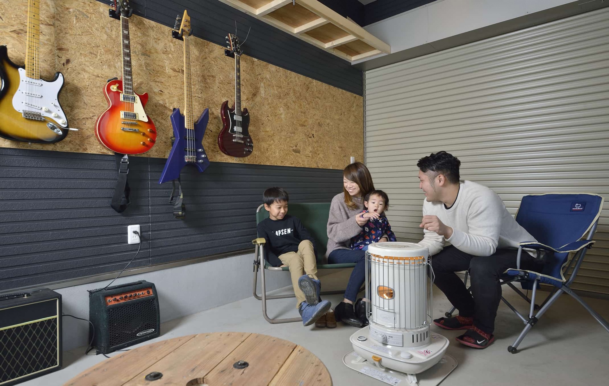 開放感、快適な室温、省エネ性能を重視したガレージハウス