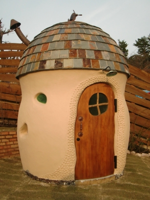 きのこ小屋｜Architectinnovation株式会社